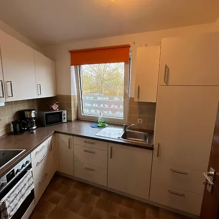 2-zimmer Monteurwohnung Mit Grossem Balkon * Kiel